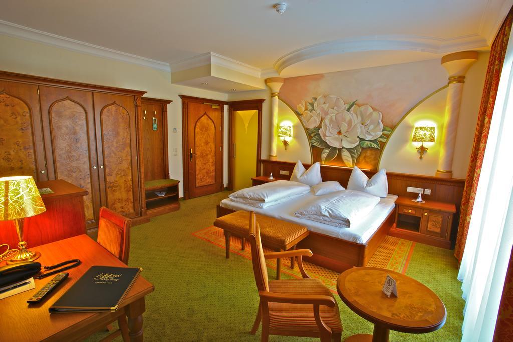 Hotel Am Schlossberg Erding Pokoj fotografie